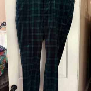 Talbots women’s  velvet Green and Black Plaid Chinos